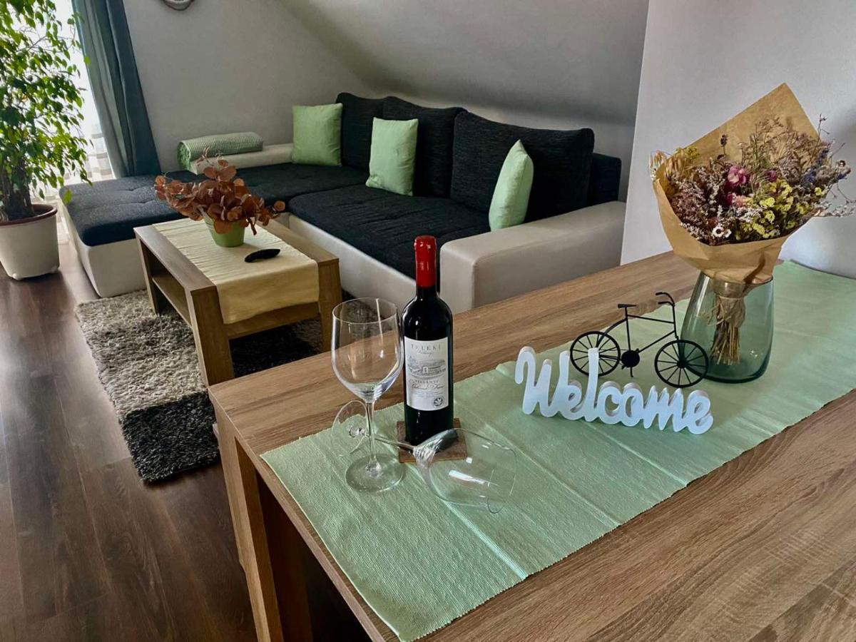 Munkacsy Apartmanok Balatonfenyves Exteriér fotografie