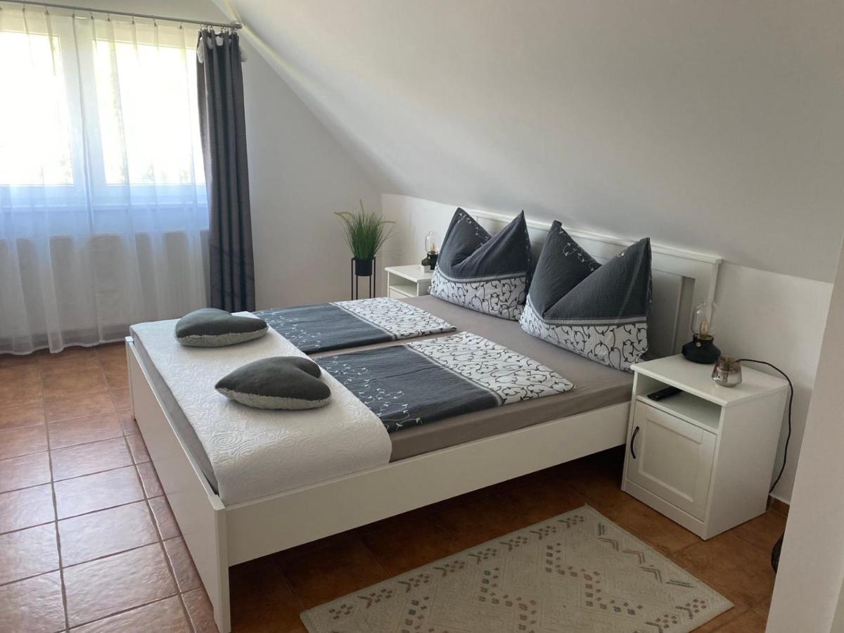 Munkacsy Apartmanok Balatonfenyves Exteriér fotografie